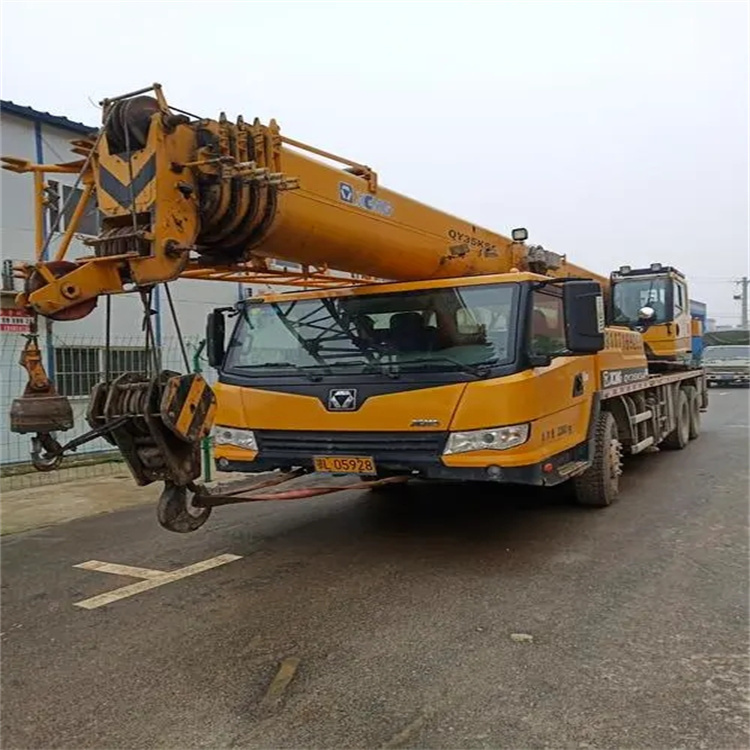 宋洛乡吊车出租保险：全面覆盖，安全无忧